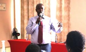 Secretary Administration Fred Ouma addressing HoDs and new Officers from Kitui, Makueni and Machakos Counties